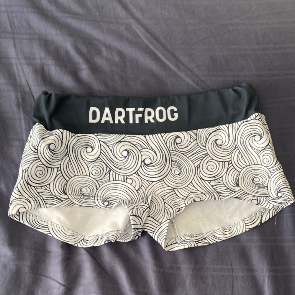 DartFrog Pole Shorts - White w/ Black Swirls - Large READ DESCRIPTION